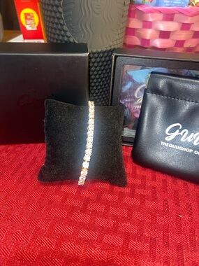 vu Gold Tennis Bracelet with Clear Stones - Elegant Women’s Bracelet